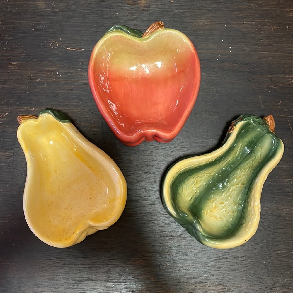 Adorable Fruit Bowl Set